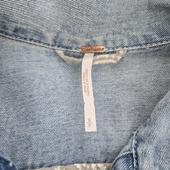 Free People Small Light Blue Denim Jacket - Picture 6 of 8
